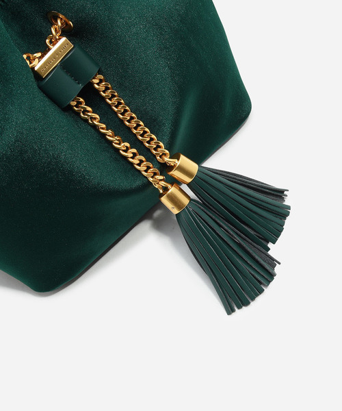 CHARLES & KEITH（チャールズ & キース）の「テクスチャードチェーンディテールハンドバッグ / TEXTURED CHAIN DETAIL HANDBAG（ハンドバッグ・レディース・ブラック/グリーン・M）」の7枚目の写真