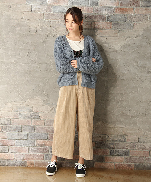 Honeys(ハニーズ)の「【モコモコ】ループ編カーディガン(カーディガン/ボレロ・レディース・ブラック/ブルー/ピンク/アイボリー/ボルドー・L/M)」の13枚目の写真