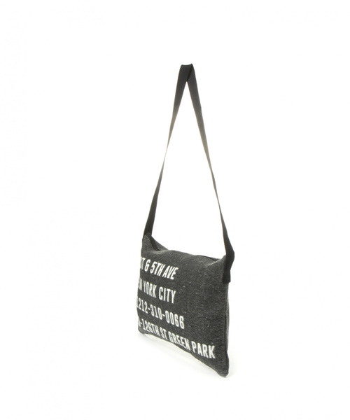 niko and...（ニコアンド）の「オリジナルロゴプリント起毛サコッシュ【niko and ...】（ショルダーバッグ・レディース・グレー/ベージュ・0）」の15枚目の写真