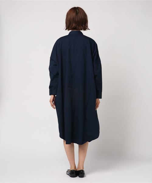 LBC（エルビーシー）の「コットンふんわりシャツワンピース（シャツワンピース・レディース・ホワイト/ベージュ/ネイビー・M）」の6枚目の写真