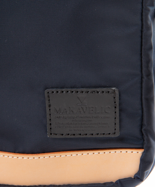 MAKAVELIC（マキャベリック）の「MAKAVELIC / マキャベリック別注ショルダーバック（ショルダーバッグ・メンズ・ブラック/ネイビー・フリー）」の3枚目の写真