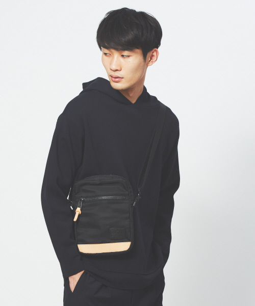 MAKAVELIC（マキャベリック）の「MAKAVELIC / マキャベリック別注ショルダーバック（ショルダーバッグ・メンズ・ブラック/ネイビー・フリー）」の16枚目の写真