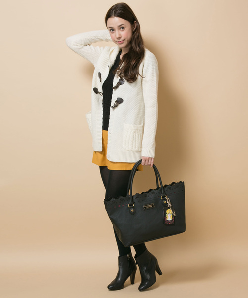 DOLLY GIRL BY ANNA SUI(ドーリーガール バイ アナ スイ)の「ダッフルニットアウター(ダッフルコート・レディース・グレー系/アイボリー系/レッド系・2)」の3枚目の写真