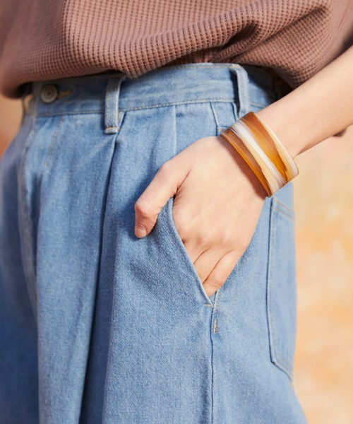 Chaco closet（チャコ クローゼット）の「タック入りハイウエストストレッチデニムワイドパンツ（デニムパンツ・レディース・サックスブルー/ネイビー/ブラック/ブルー・FREE）」の19枚目の写真