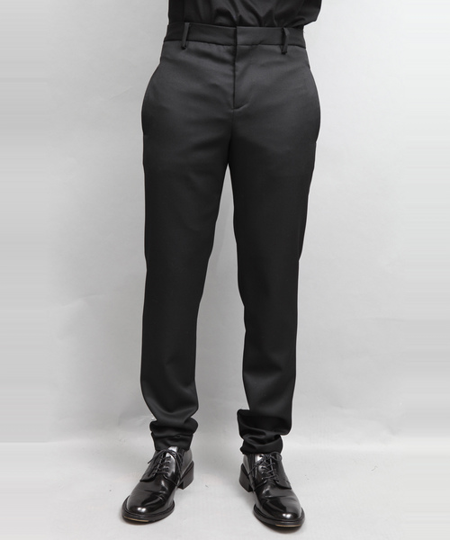 ato(アトウ)の「WOOL TWILL TAPERED PANTS(スラックス・メンズ・ブラック・44/46/48)」の4枚目の写真