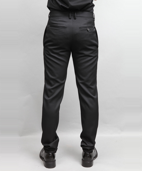 ato(アトウ)の「WOOL TWILL TAPERED PANTS(スラックス・メンズ・ブラック・44/46/48)」の5枚目の写真