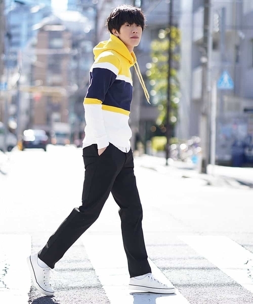 MK MICHEL KLEIN HOMME (エムケーミッシェルクランオム)の「パーカー(ウラケボーダー)(パーカー・メンズ・ホワイト/イエロー/グレー・46/48/51)」の4枚目の写真