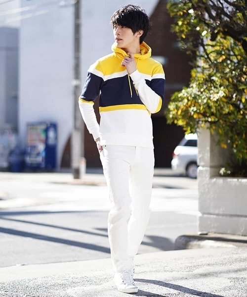 MK MICHEL KLEIN HOMME (エムケーミッシェルクランオム)の「パーカー(ウラケボーダー)(パーカー・メンズ・ホワイト/イエロー/グレー・46/48/51)」の13枚目の写真