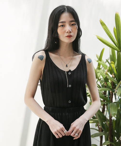 UNE MANSION(���k�}���V����)�̃��u�{�^���T�}�[�j�b�g�^���N�g�b�v(�^���N�g�b�v)