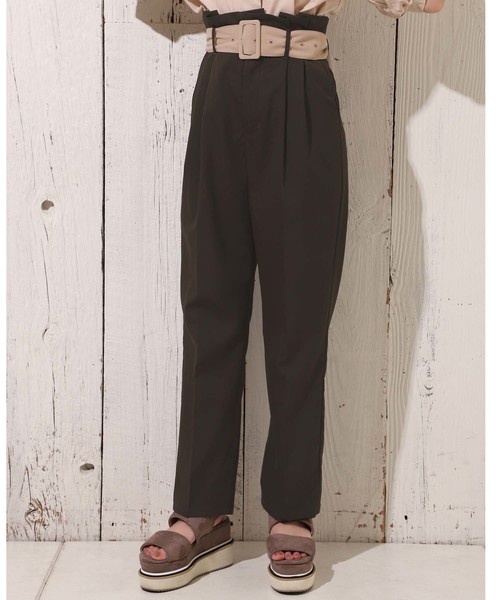 one after another NICE CLAUP(ワンアフターアナザーナイスクラップ)の「配色ベルト付きテーパードパンツ(その他パンツ・レディース・アイボリー/ブラウン/ピンク・FREE)」の3枚目の写真