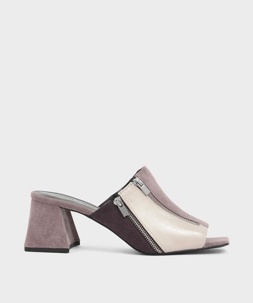 CHARLES & KEITH(チャールズ & キース)の「クロックエフェクト ジッパーフレアヒールスライドサンダル / Croc-Effect Zipper Flare Heeled Slide Sandals(スリッポン・レディース・ブラック/マルチ・22.5cm/23cm/23.5cm/24.5cm/25cm)」の1枚目の写真