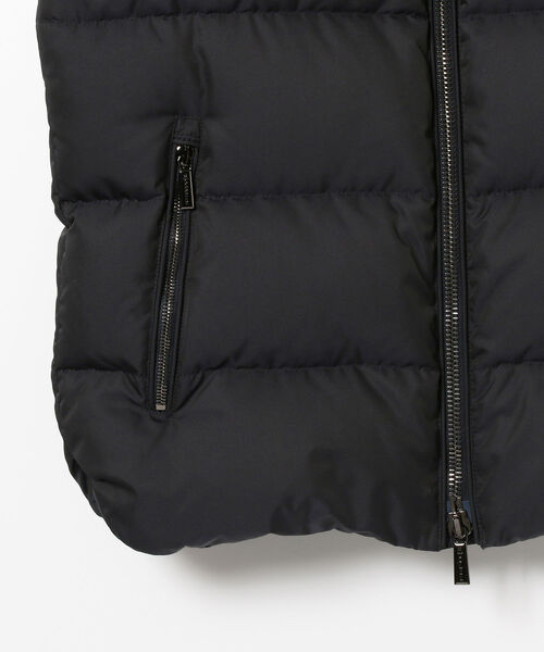 MOORER（ムーレー）の「MOORER / FAYER ダウンベスト（ダウンベスト・メンズ・ベージュ/ネイビー/ブラック・46/48/50/44）」の10枚目の写真