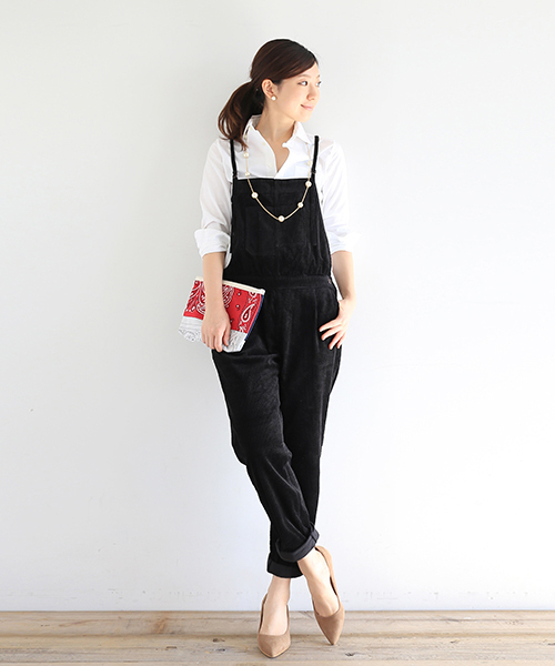 B:MING by BEAMS（ビーミングバイビームス）の「□B ビーミング by ビームス / コーデュロイサロペット（サロペット/オーバーオール・レディース・ブラック/ベージュ・SMALL/MEDIUM）」の2枚目の写真