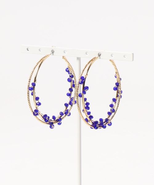 チャイハネ(チャイハネ)の「【チャイハネ】マハラニガラスビーズフープピアス(ピアス(両耳用)・レディース・レッド/ブルー・FREE)」の1枚目の写真