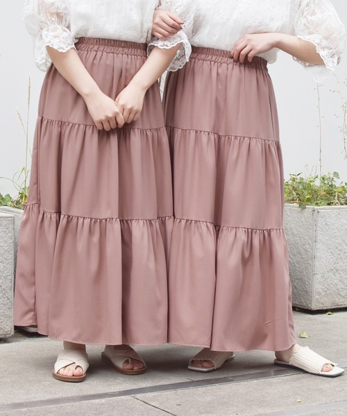 PairPair(ペアペア)の「無地&ダルメシアン柄ティアードロングスカート(スカート・レディース・ブラック/ベージュ/ライトグリーン/モカ/ライトベージュ・FREE)」の1枚目の写真