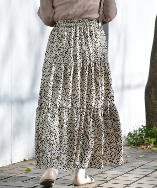 PairPair(ペアペア)の「無地&ダルメシアン柄ティアードロングスカート(スカート・レディース・ブラック/ベージュ/ライトグリーン/モカ/ライトベージュ・FREE)」の17枚目の写真