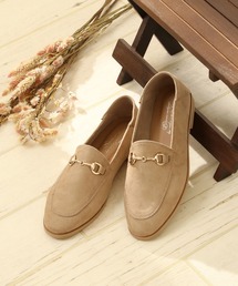 バブーシュビットローファー