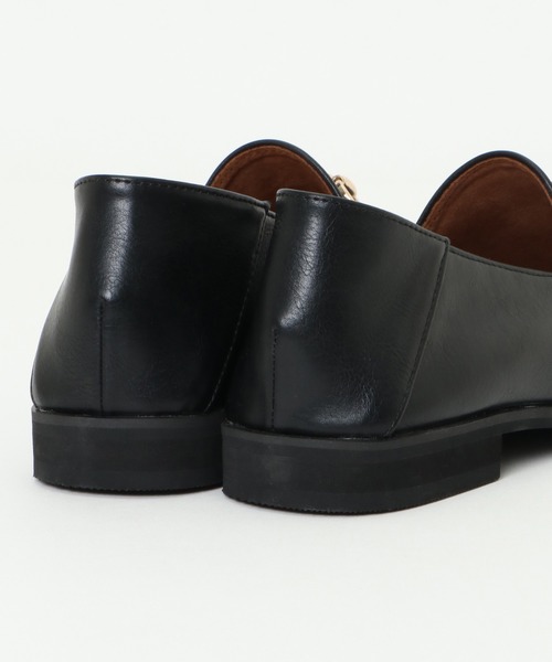 ikka(イッカ)の「バブーシュビットローファー(ローファー・レディース・ブラック/ブラウン/ベージュ/ホワイト・M/L)」の9枚目の写真