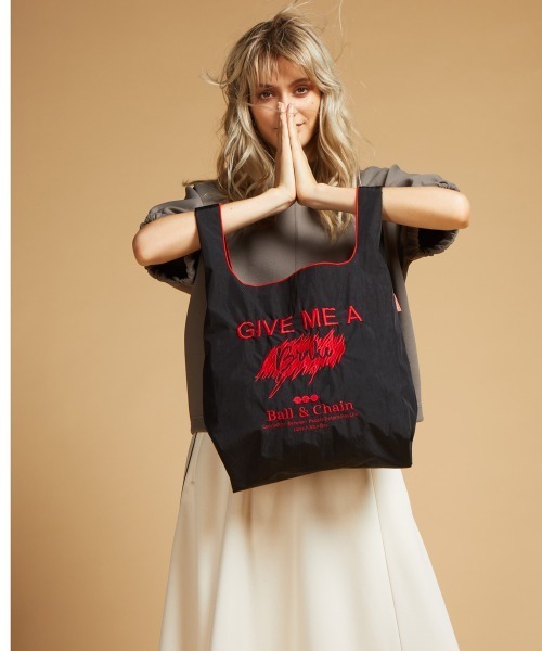 DOUBLE STANDARD CLOTHING（ダブルスタンダードクロージング）の「Give me 【BALL&CHAIN】（エコバッグ/サブバッグ・レディース・ブラック/ホワイト・FREE）」の4枚目の写真
