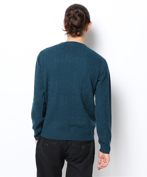 MEN'S BIGI（メンズビギ）の「【ゲイナー1月号掲載商品】　ケーブル編みクルーネックセーター/カシミアブレンド（ニット/セーター・メンズ・ロイヤルブルー/オフホワイト/ダークグリーン・LARGE/LL/MEDIUM/SMALL）」の6枚目の写真