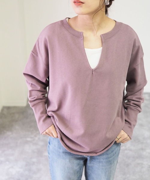 Riberry(リベリー)の「キーネックプルオーバー(スウェット・レディース・グレー/スミクロ/ラベンダー/マスタード・MEDIUM)」の4枚目の写真