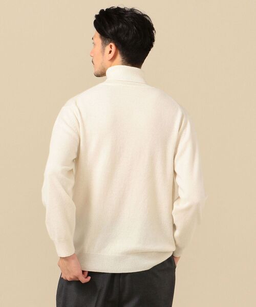 SHIPS（シップス）の「SHIPS: ホワイトカシミヤ タートルネック プルオーバー（ニット/セーター・メンズ・ホワイト/ベージュ/ブラック・SMALL/MEDIUM/LARGE/X-LARGE）」の6枚目の写真