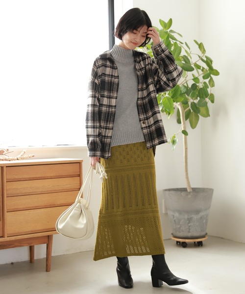 LAKOLE（ラコレ）の「7Gラムエアレットプルオーバー / LAKOLE（ニット/セーター・レディース・ライトグレー/ネイビー/オフホワイト/イエロー/ブラウン系その他・SMALL/MEDIUM）」の6枚目の写真