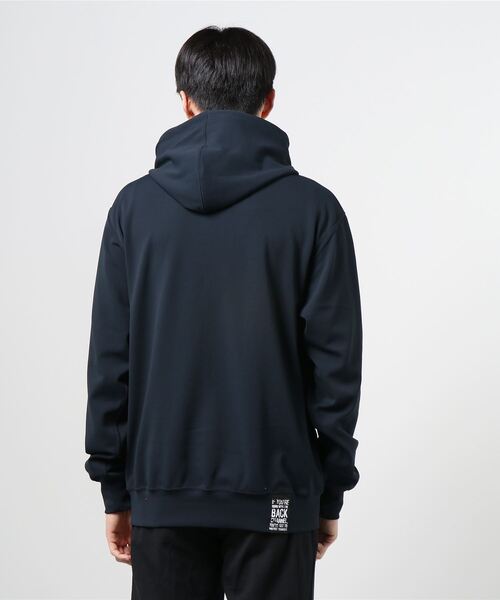 Back Channel（バックチャンネル）の「DRY STRETCH PULLOVER PARKA
