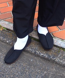 yield | 【yield select】カンフーシューズ　CENTER SEAM KUNG-FU SHOES　チャイナシューズ　ルームシューズ　バレエシューズ スリッポン ワンマイル 103(スニーカー)