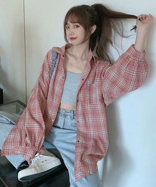 Newlyme（ニューリーミー）の「オーバーサイズチェックシャツ（シャツ/ブラウス・レディース・ホワイト/ピンク/ブルー・MEDIUM/LARGE）」の14枚目の写真