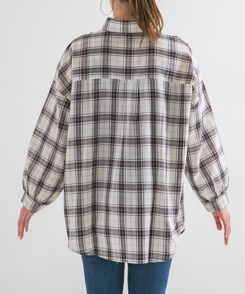 Newlyme（ニューリーミー）の「オーバーサイズチェックシャツ（シャツ/ブラウス・レディース・ホワイト/ピンク/ブルー・MEDIUM/LARGE）」の19枚目の写真