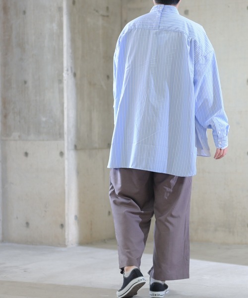 JOHN'S CLOSET(ジョンズクローゼット)の「【i】フェイクレイヤード バンドカラー長袖ストライプシャツ(シャツ/ブラウス・メンズ・ブラック/ベージュ/サックスブルー・MEDIUM/X-LARGE/LARGE)」の9枚目の写真