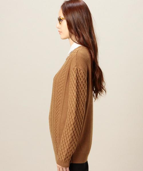 BEAUTY&YOUTH UNITED ARROWS（ビューティーアンドユースユナイテッドアローズ）の「BYBC 5Gケーブル ビッグクルーネックニットプルオーバー◆（ニット/セーター・レディース・ホワイト/ブラック/ブラウン/グレー/ダークグリーン・フリー）」の9枚目の写真
