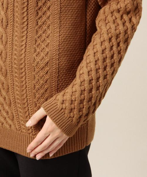 BEAUTY&YOUTH UNITED ARROWS（ビューティーアンドユースユナイテッドアローズ）の「BYBC 5Gケーブル ビッグクルーネックニットプルオーバー◆（ニット/セーター・レディース・ホワイト/ブラック/ブラウン/グレー/ダークグリーン・フリー）」の13枚目の写真