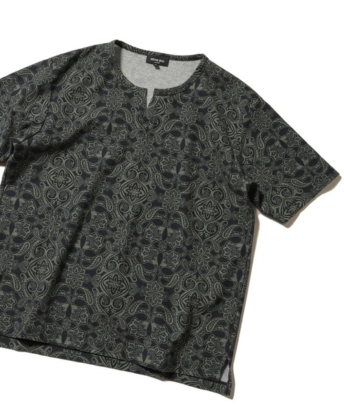 MEN'S BIGI（メンズビギ）の「アムンゼン織 スキッパーカットソー ペイズリー（Tシャツ/カットソー・メンズ・ブラック/ネイビー・01/02/03）」の2枚目の写真