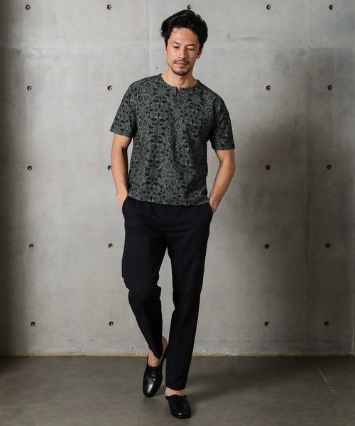 MEN'S BIGI（メンズビギ）の「アムンゼン織 スキッパーカットソー ペイズリー（Tシャツ/カットソー・メンズ・ブラック/ネイビー・01/02/03）」の12枚目の写真