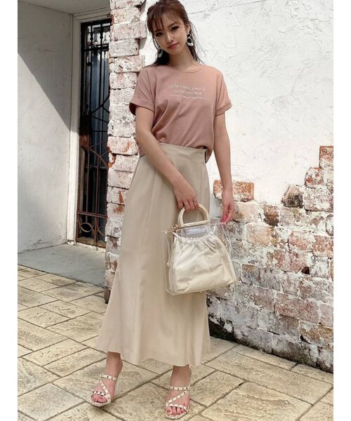 RESEXXY（リゼクシー）の「エンブロイダリーロゴTシャツ（Tシャツ/カットソー・レディース・ブラック/ベージュ/オフホワイト/オレンジ・FREE）」の7枚目の写真