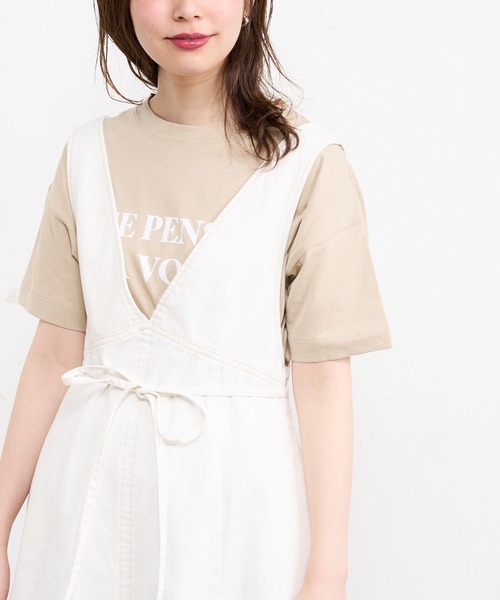 natural couture（ナチュラルクチュール）の「ちょいゆる大人ロゴT（Tシャツ/カットソー・レディース・ベージュ/オフホワイト/モカ/スミクロ・FREE）」の2枚目の写真