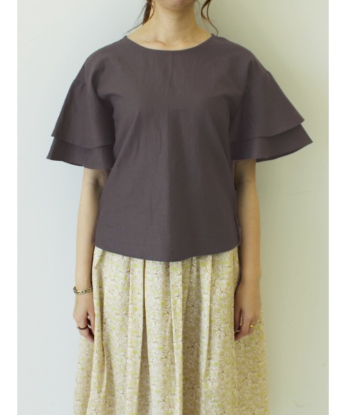 Te chichi（テチチ）の「レーヨンリネンフレアスリーブブラウス（シャツ/ブラウス・レディース・イエロー/オフホワイト/チャコール・ﾌﾘ-）」の2枚目の写真