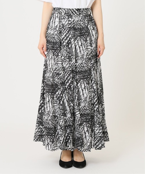 JOURNAL STANDARD（ジャーナルスタンダード）の「ヘイジープリントギャザースカート◆（スカート・レディース・ブラック/グリーン・38/36）」の18枚目の写真