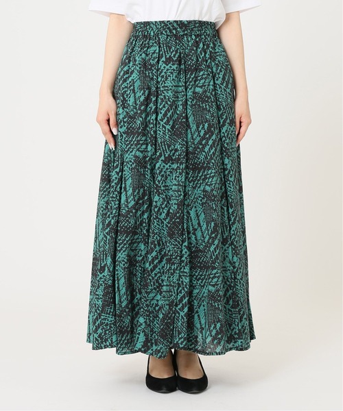 JOURNAL STANDARD（ジャーナルスタンダード）の「ヘイジープリントギャザースカート◆（スカート・レディース・ブラック/グリーン・38/36）」の21枚目の写真