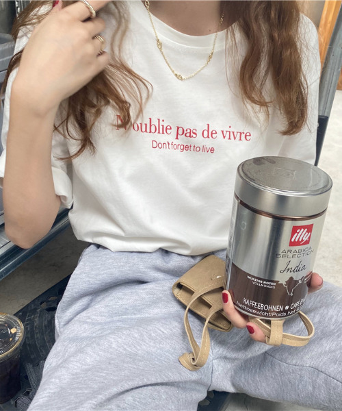 emi+（エミプラス）の「5分袖ロゴプリントTシャツ/カットソー（Tシャツ/カットソー・レディース・ホワイト/ベージュ/ネイビー・FREE）」の22枚目の写真