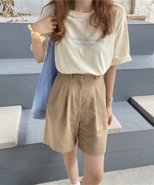 emi+（エミプラス）の「5分袖ロゴプリントTシャツ/カットソー（Tシャツ/カットソー・レディース・ホワイト/ベージュ/ネイビー・FREE）」の9枚目の写真