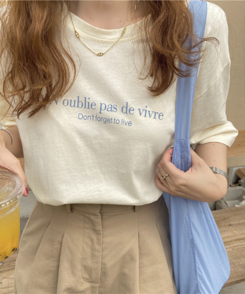 emi+（エミプラス）の「5分袖ロゴプリントTシャツ/カットソー（Tシャツ/カットソー・レディース・ホワイト/ベージュ/ネイビー・FREE）」の7枚目の写真