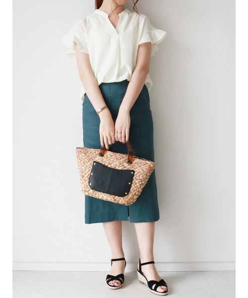 Te chichi(テチチ)の「スキッパーラッフル袖ブラウス(シャツ/ブラウス・レディース・カーキ/オレンジ/オフホワイト・フリ-)」の12枚目の写真