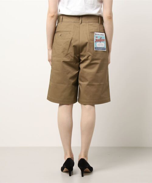 UNIVERSAL OVERALL（ユニバーサルオーバーオール）の「【72】【UNIVERSAL OVERALL】 UNIFORM SHORTS（チノパンツ・レディース・アイボリー/ブラック/ベージュ/グリーン・SMALL/MEDIUM/LARGE）」の6枚目の写真