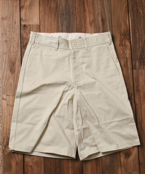 UNIVERSAL OVERALL（ユニバーサルオーバーオール）の「【72】【UNIVERSAL OVERALL】 UNIFORM SHORTS（チノパンツ・レディース・アイボリー/ブラック/ベージュ/グリーン・SMALL/MEDIUM/LARGE）」の2枚目の写真