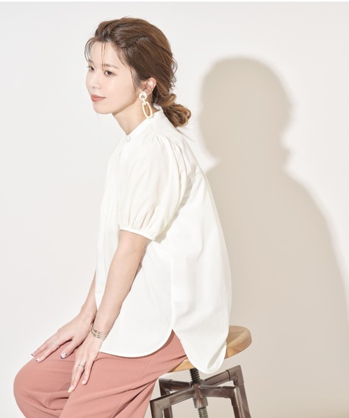 &. NOSTALGIA（アンドドットノスタルジア）の「【ZOZO限定】スタンドカラーパフスリーブシャツ（シャツ/ブラウス・レディース・ホワイト/ラベンダー/チャコールグレー・FREE）」の5枚目の写真