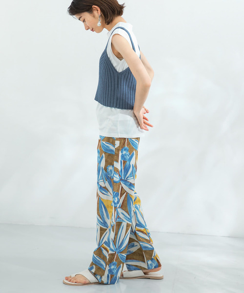 KBF(ケイビーエフ)の「ニットキャミソール付ノースリーブTシャツ(Tシャツ/カットソー・レディース・ブルー/ベージュ/オリーブ・ONE)」の13枚目の写真