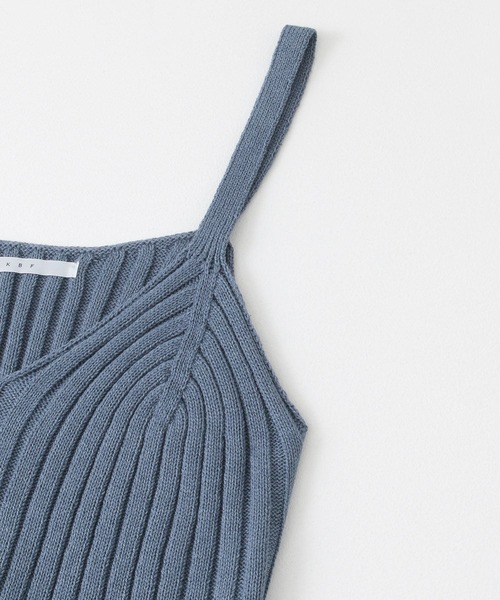 KBF(ケイビーエフ)の「ニットキャミソール付ノースリーブTシャツ(Tシャツ/カットソー・レディース・ブルー/ベージュ/オリーブ・ONE)」の18枚目の写真